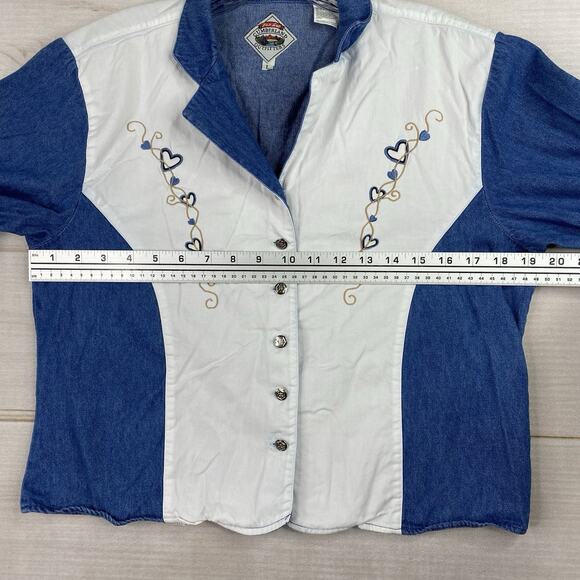 Cumberland Outfitters Womens Top L Button Up Embroidered Denim Western Cowgirl - Picture 11 of 15